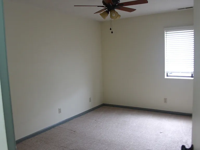 1030-5 Blue Ridge Dr #1 — Photo 16
