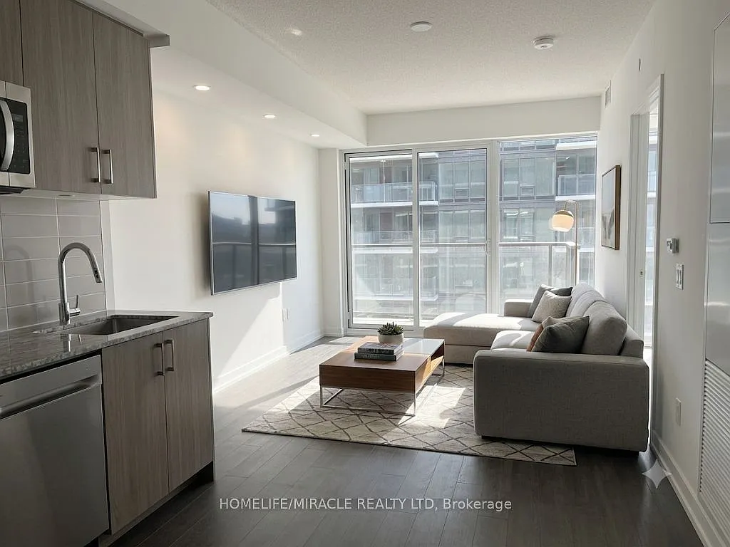 Notting Hill Condos — Photo 2