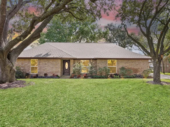 2826 E Elm Cir, Katy, TX 77493