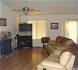 2nd image of 2960 Filbert St