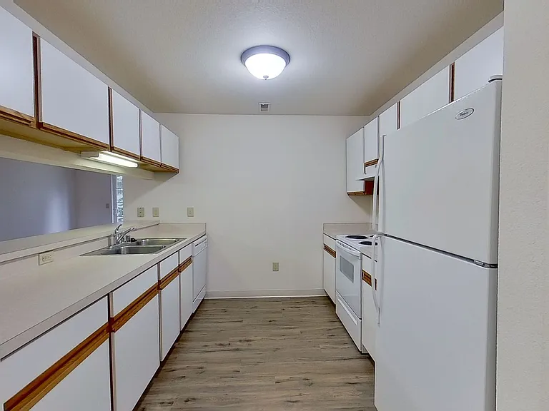 2783 Gateway Ave #2791 — Photo 3