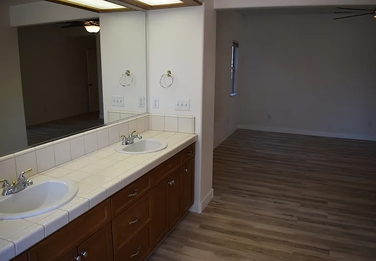 6310 Diamond Ct — Photo 25