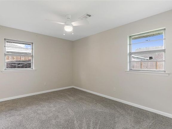 2nd image of 2108 Williamsburg Dr