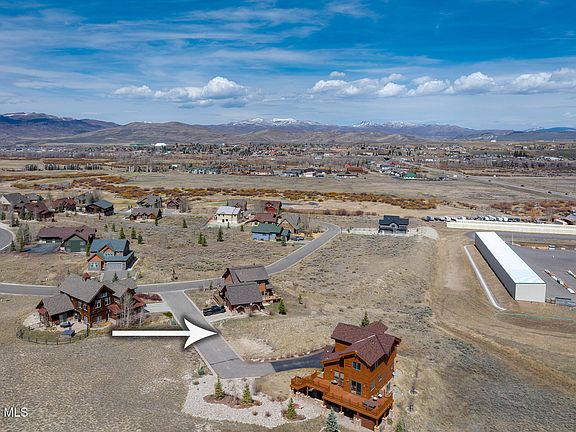 2nd image of 726 Saddle Ridge Circle #80446