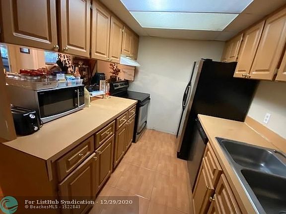 5th image of 334 Sunshine Dr #0