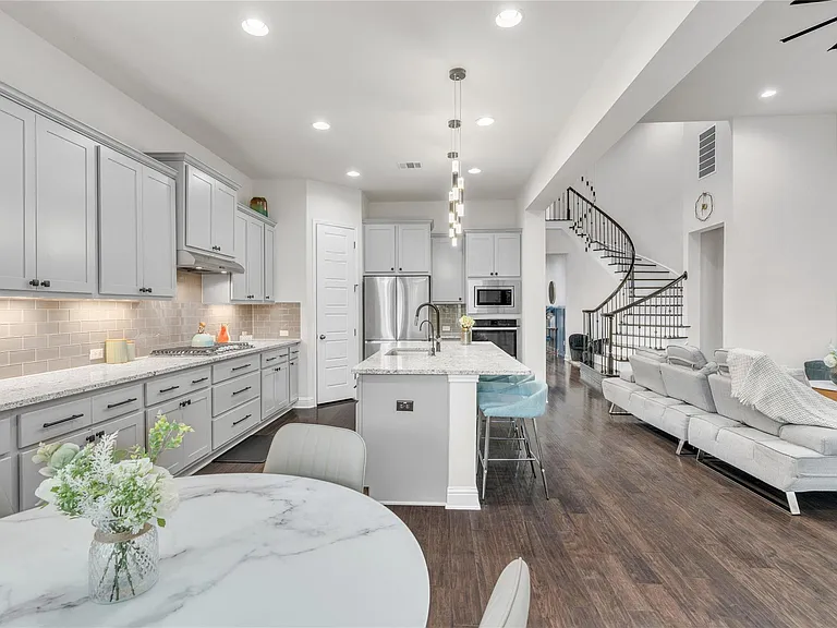4129 Bison Bnd — Photo 13