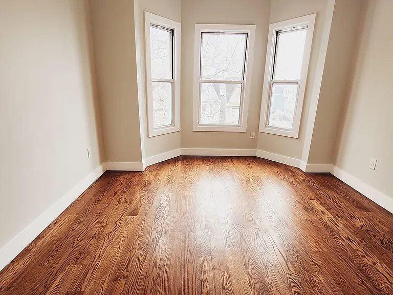 112 Duncan Ave #1C — Photo 6