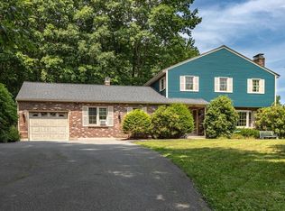 24 Slack Brook Rd, Leominster, MA 01453