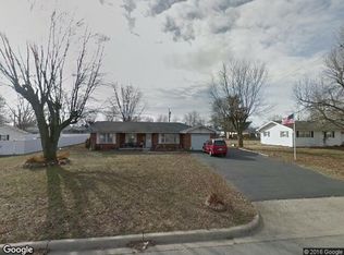 1010 Howard Dr, Lebanon, MO 65536