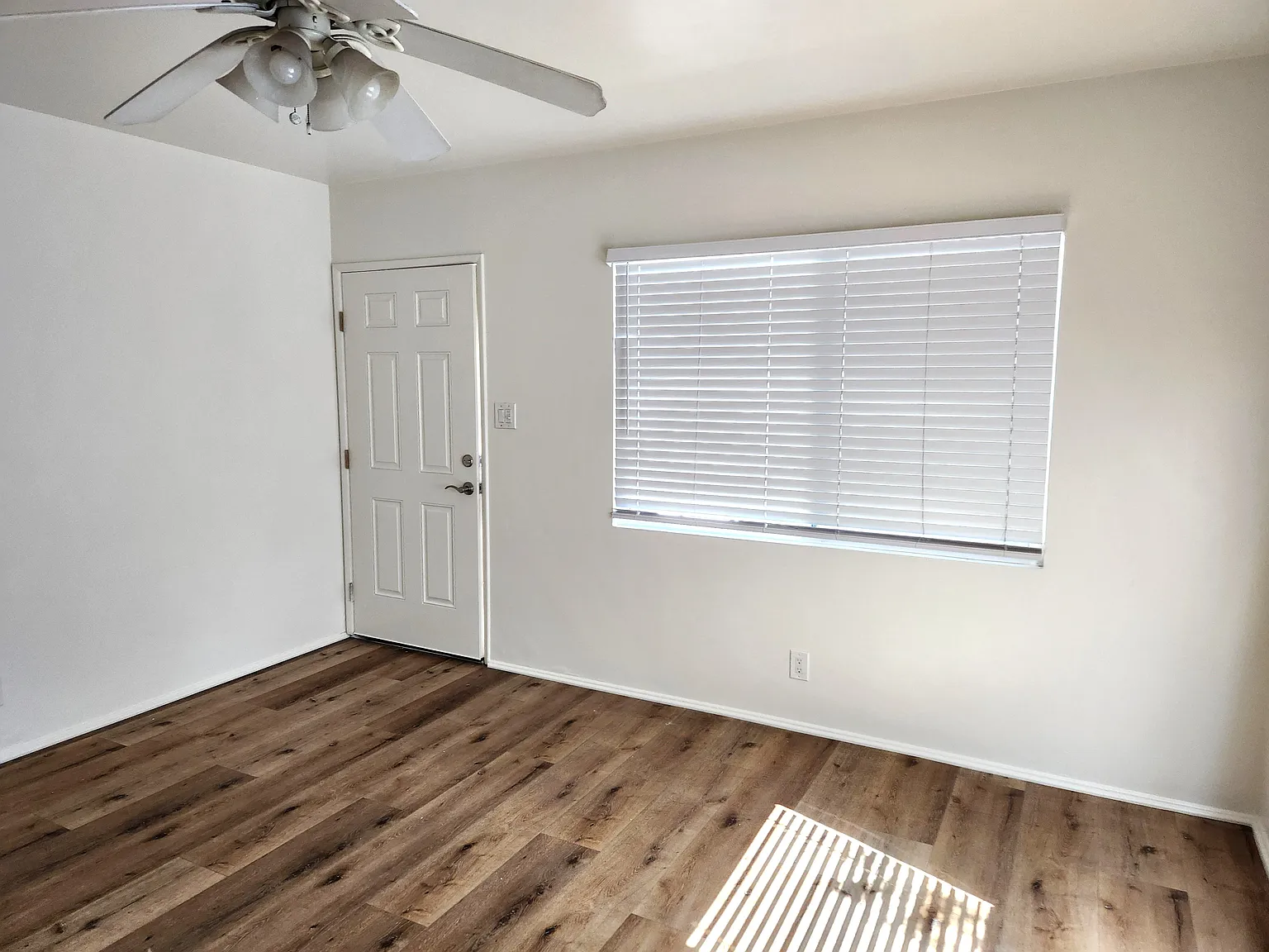 2 bed, $2,275 — Photo 2