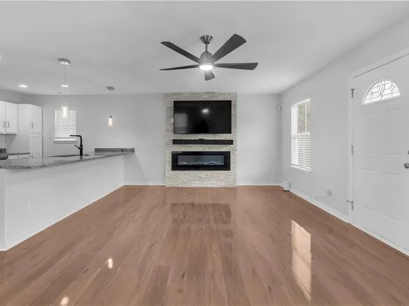 2604 Magnolia St, Portsmouth, VA 23704