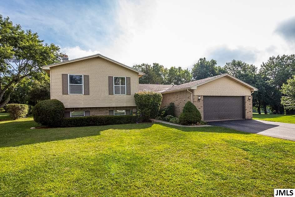 1st image of 132 Boyce Dr