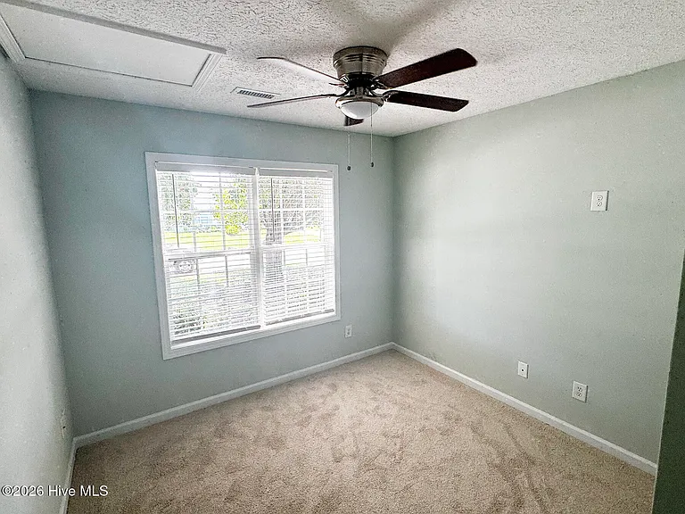 2711 Ashby Dr — Photo 7