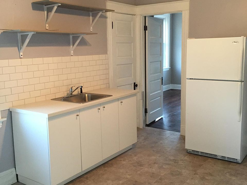 1st image of 4720 Vine St #1