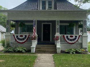227 N Main St, Atwood, IL 61913