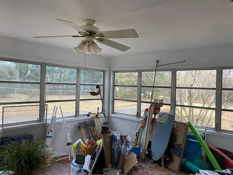 Large Sunporch with Tile Floor