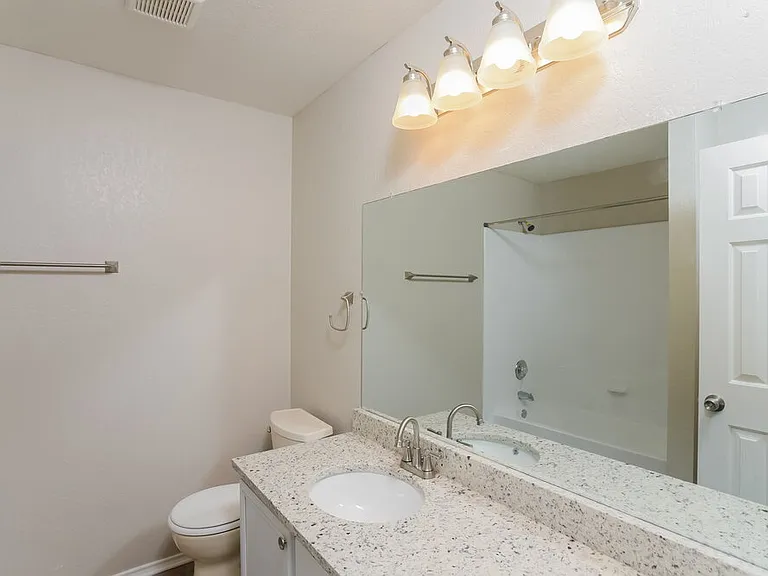 9963 Sunview Pass — Photo 11