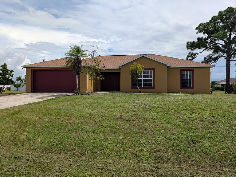 3411 Chiquita Blvd S — Photo 1