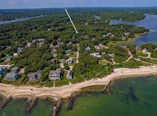 516 Menauhant Rd, East Falmouth, MA 02536
