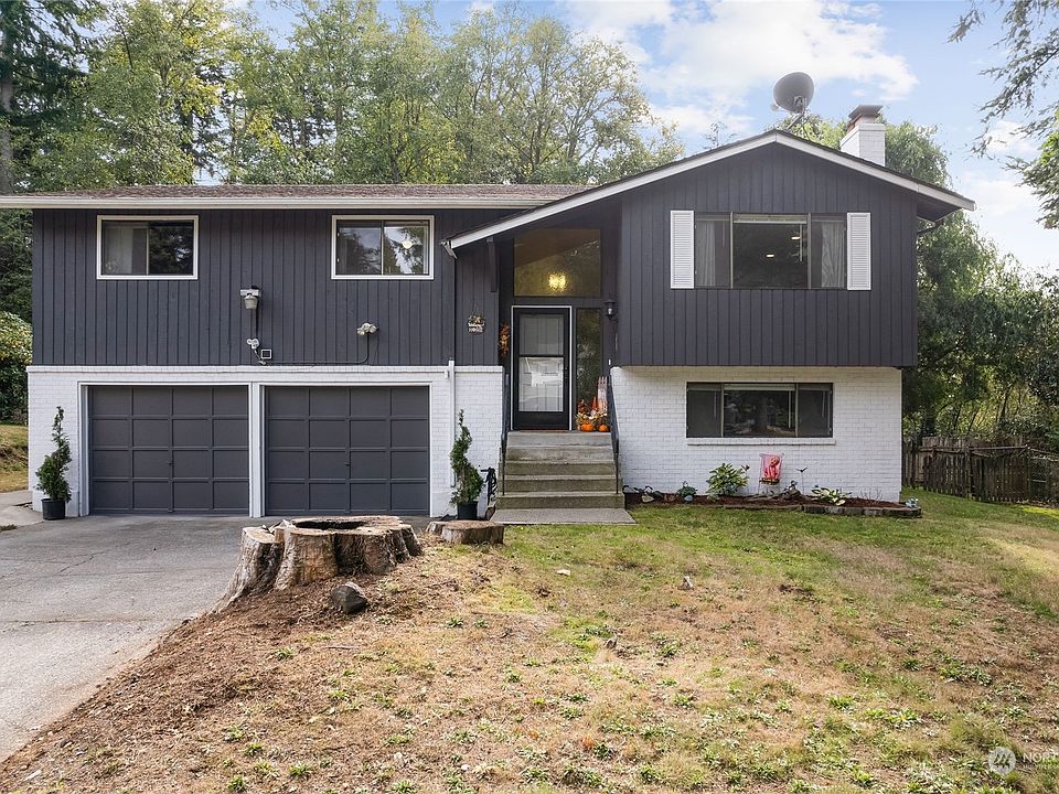 1st image of 4226 56th St Ct NW