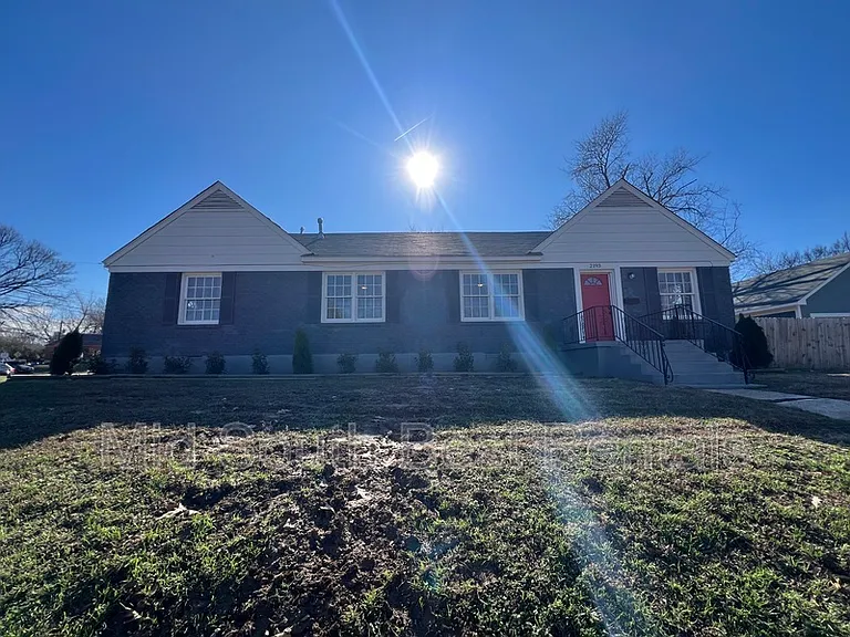2193 Piedmont Ave — Photo 1