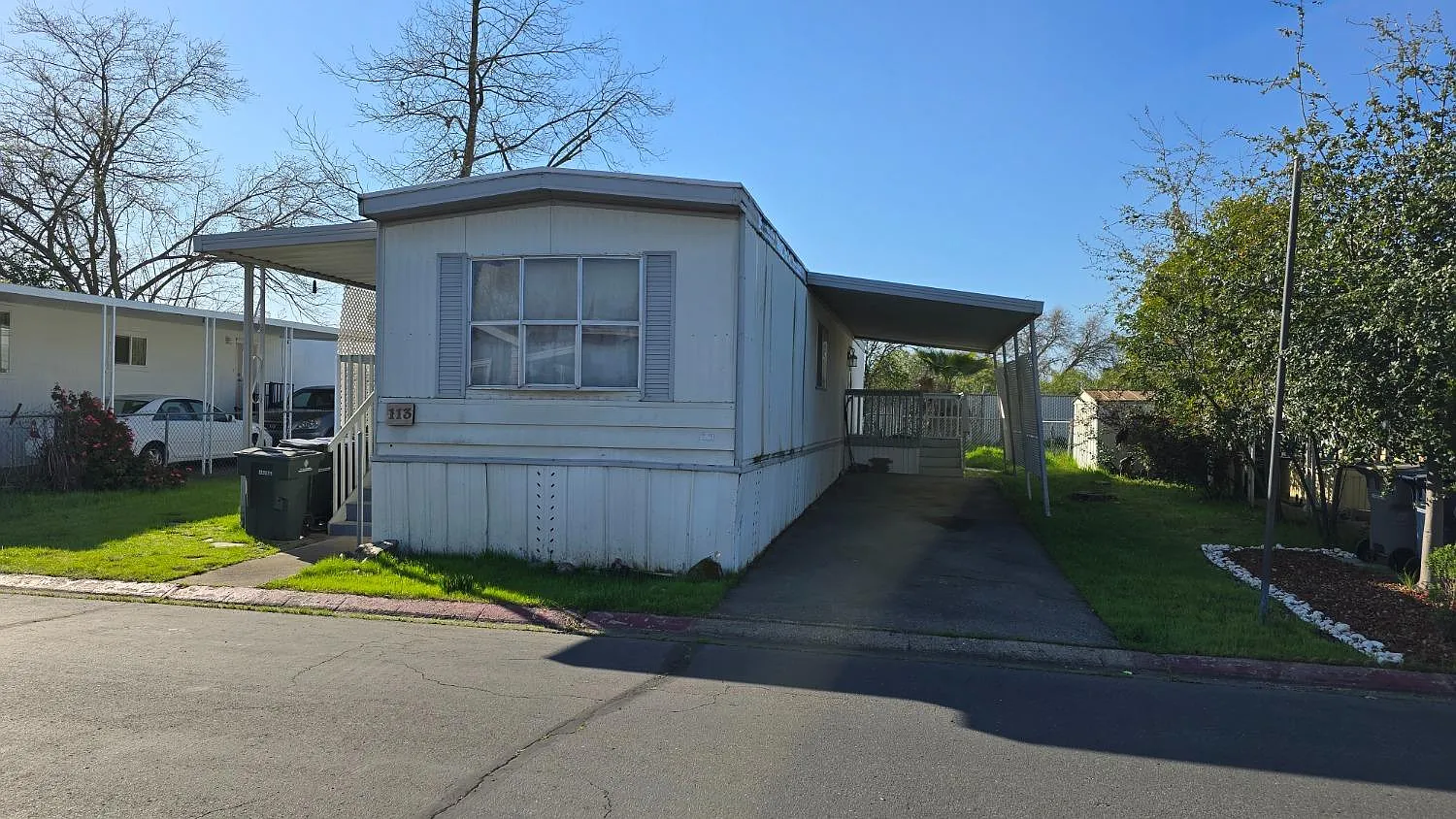113 Village Cir photo 1