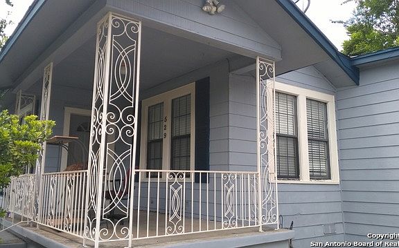 3rd image of 529 N Park Blvd