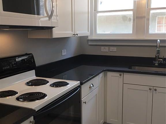3rd image of 309 S Lawsona Blvd
