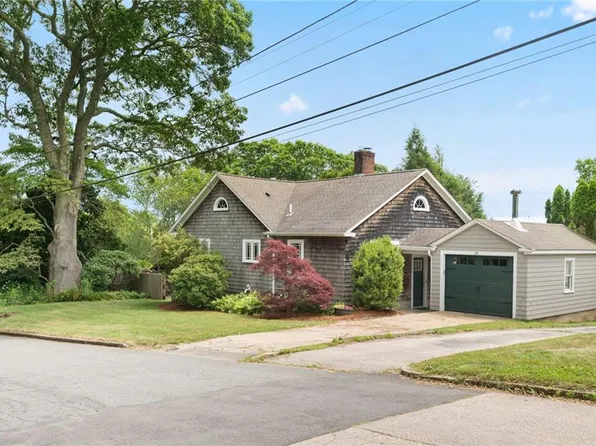 80 Highland Ave, South Kingstown, RI 02879