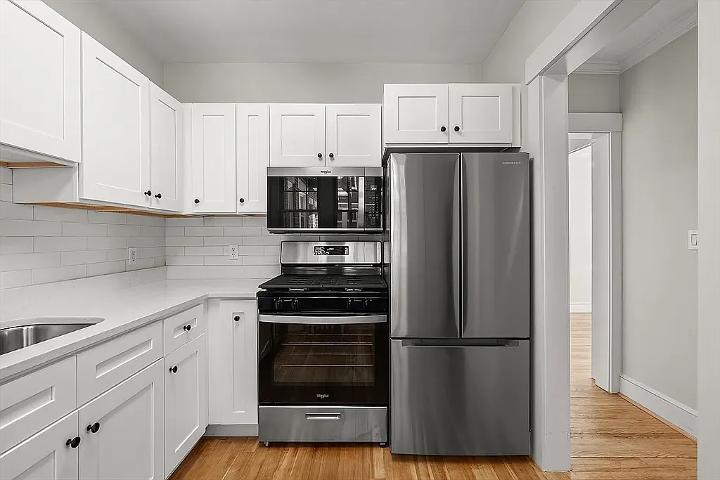1 bed, 680 sqft, $2,450 — Photo 1