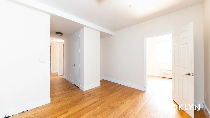 Rented by Nooklyn NYC LLC | media 32