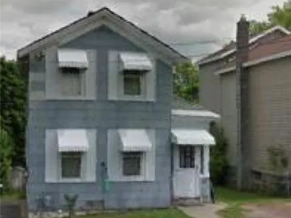 285 W 8th St, Oswego, NY 13126