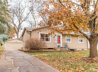 1024 N Walnut St, Glenwood, IA 51534
