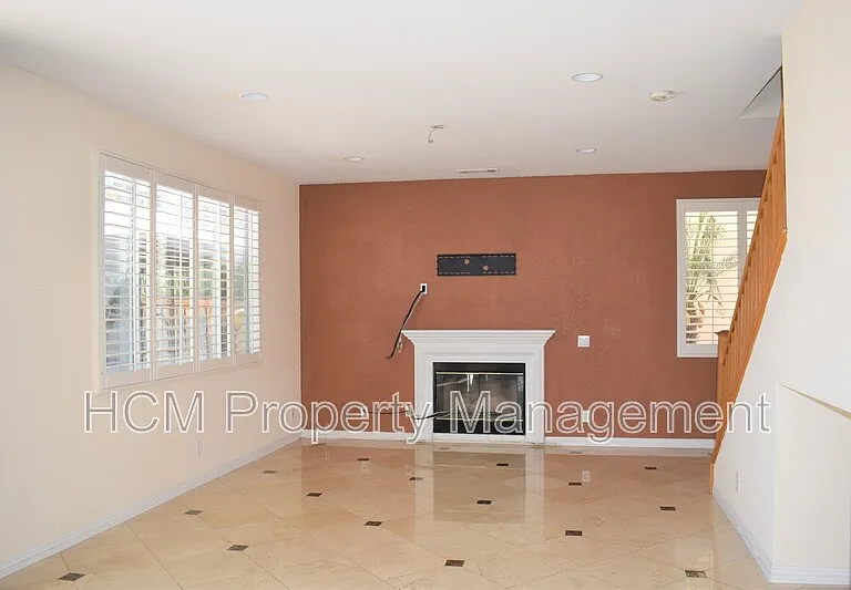 31 Calle Alamitos — Photo 4