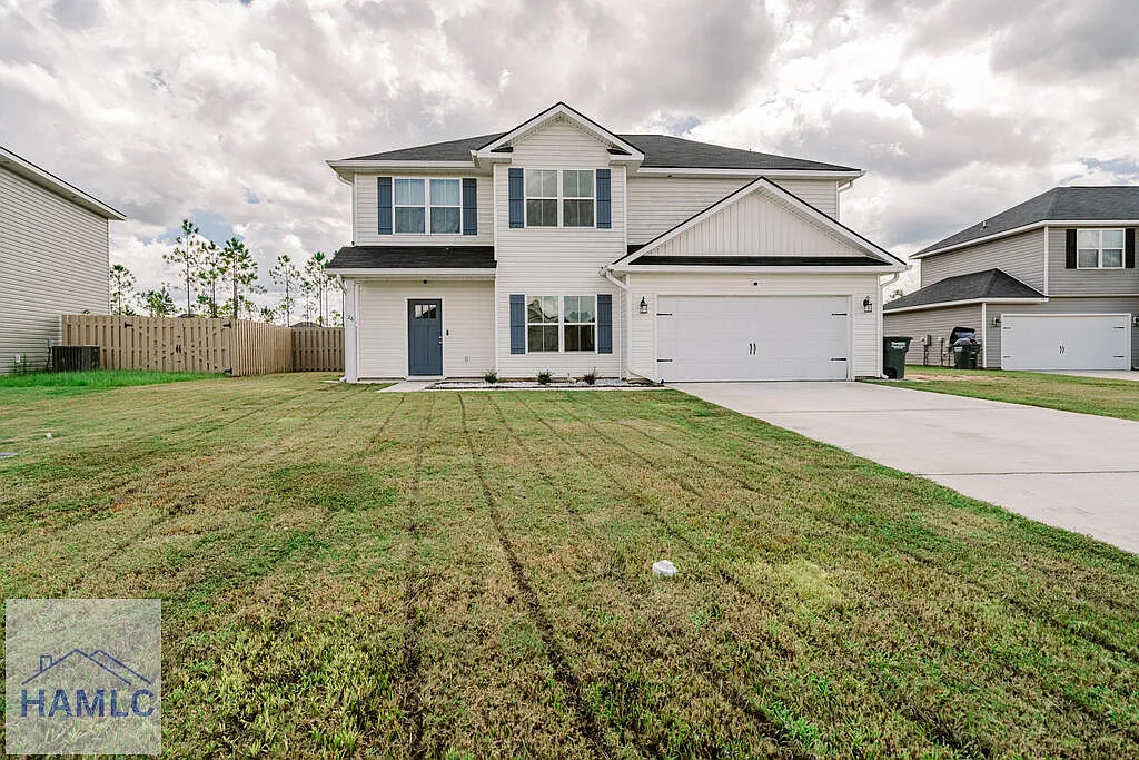 4 bed, 2.5 bath, 2072 sqft, $2,300 — Photo 1
