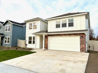 10822 W Hidden Point St, Star, ID 83669