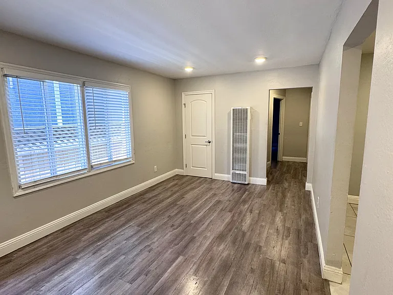 2235 Church St #B — Photo 4