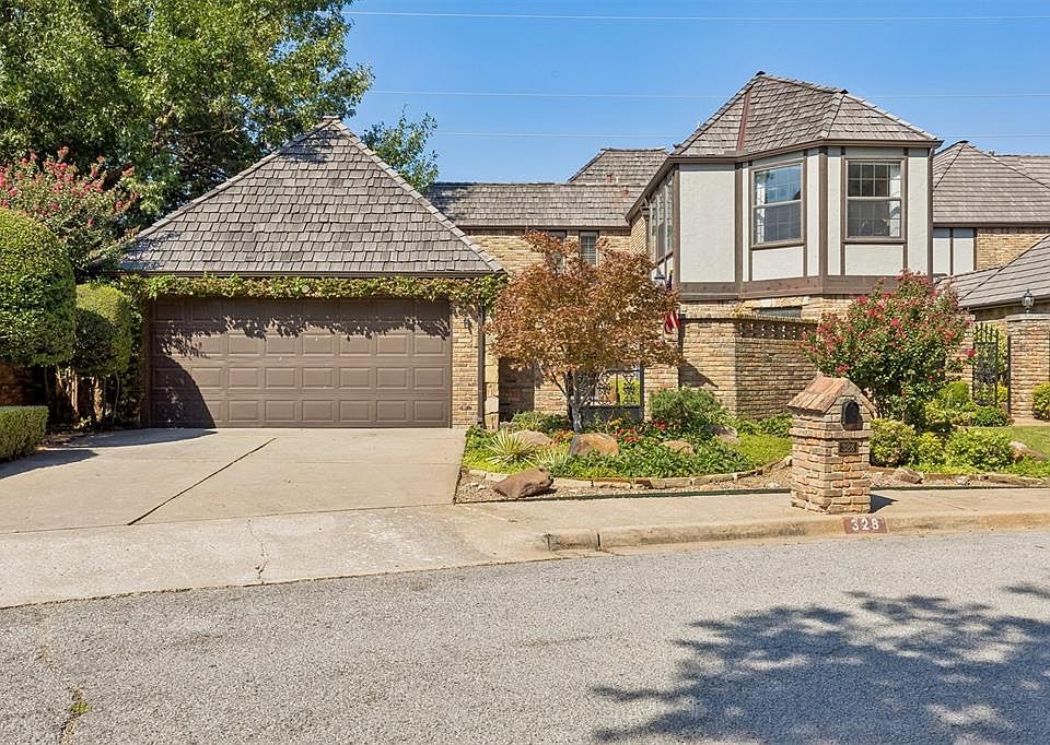 1st image of 328 Windbrook Dr