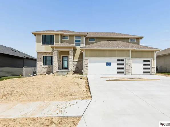 10911 N 161st Ave, Bennington, NE 68007