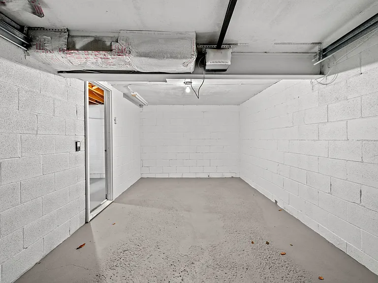 Baldwin Cathell Townhouses — Photo 40