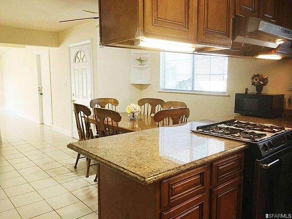 5th image of 2041 Ocala Ave