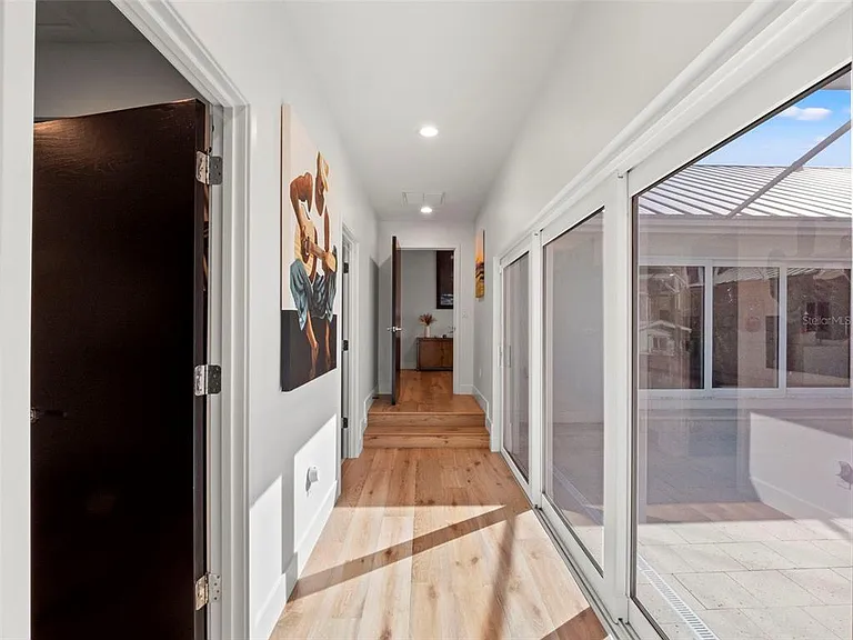 1021 Temple Grove Pl — Photo 19