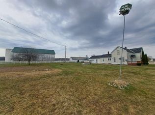 6076 S Eberhart Ave, Clare, MI 48617