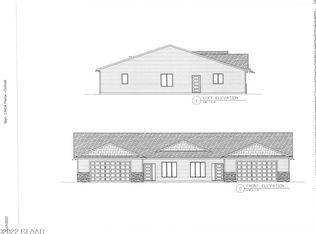 6069 Magnolia Dr, Grand Forks, ND 58201