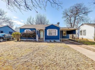 104 SE Tarrant Ave, Burleson, TX 76028