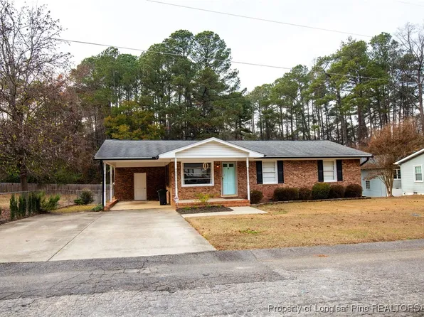 3858 Red Oak Dr, Fayetteville, NC 28306