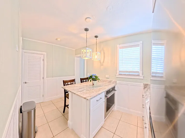 407 NW 7th St #B — Photo 15