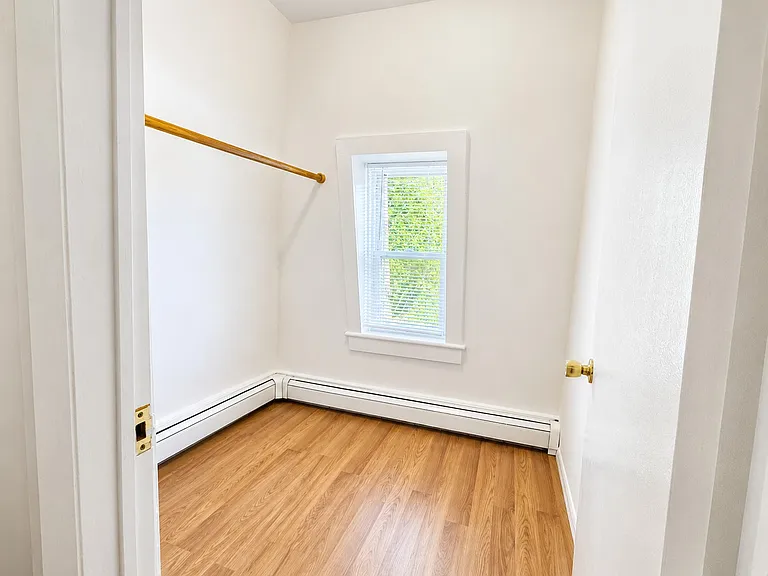 65 E New St #3 — Photo 6