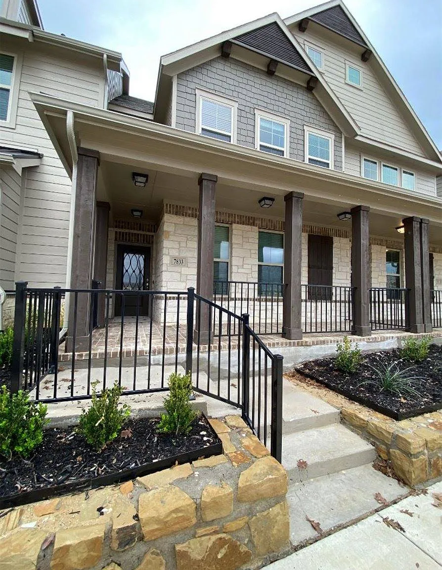 3 bed, 3.5 bath, 2198 sqft, $2,850 — Photo 3