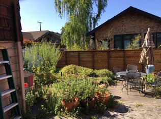 429 62nd St, Oakland, CA 94609